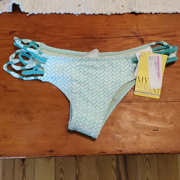 Rip Curl bathing suit bottom,  NWT - Picture 1 of 5